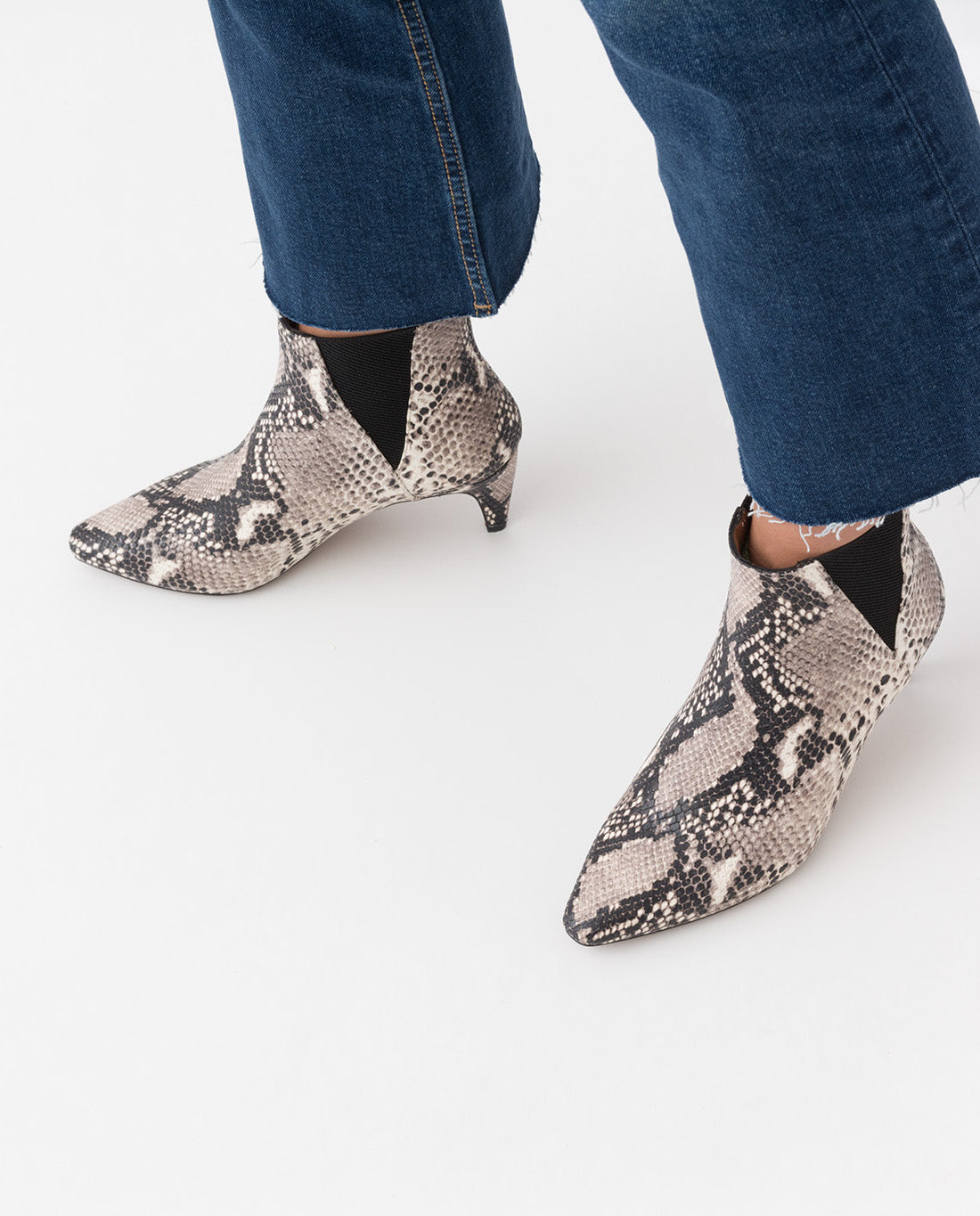 AYLIN Black & White Snake Bootie